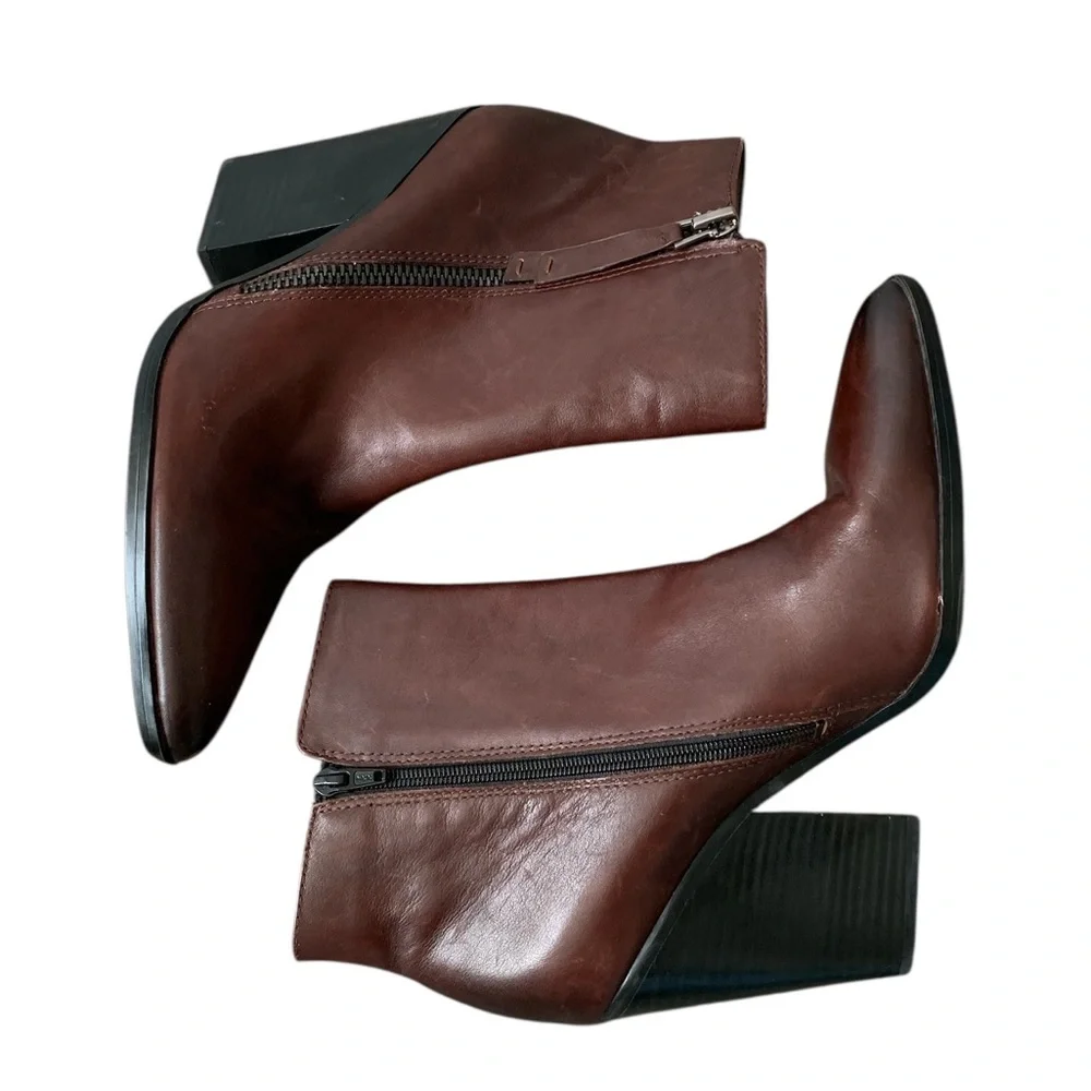 Naturalizer dark brown leather ankle boots size 11 western boho classic booties